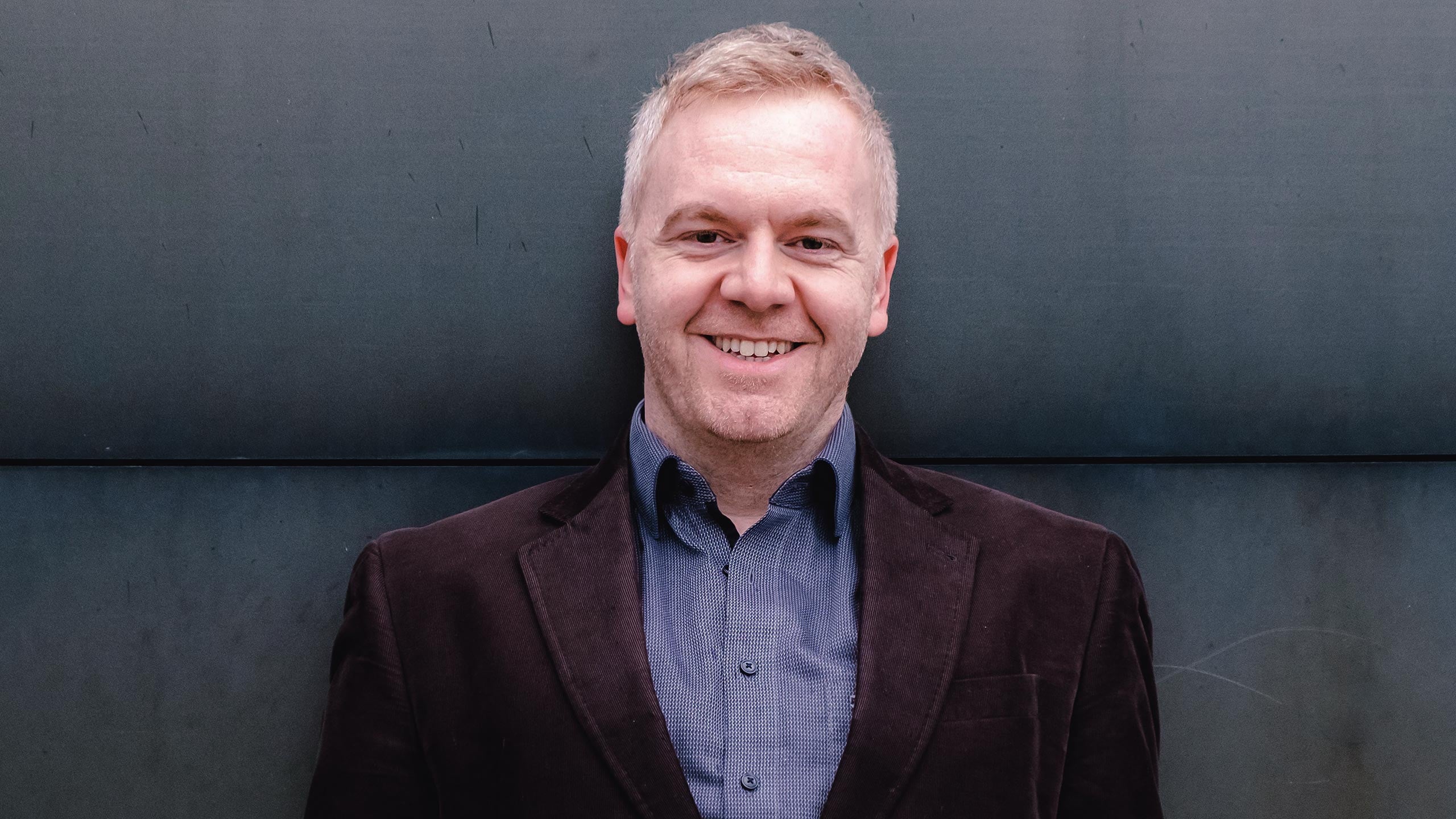 Portrait of author, Jürgen Bauer.